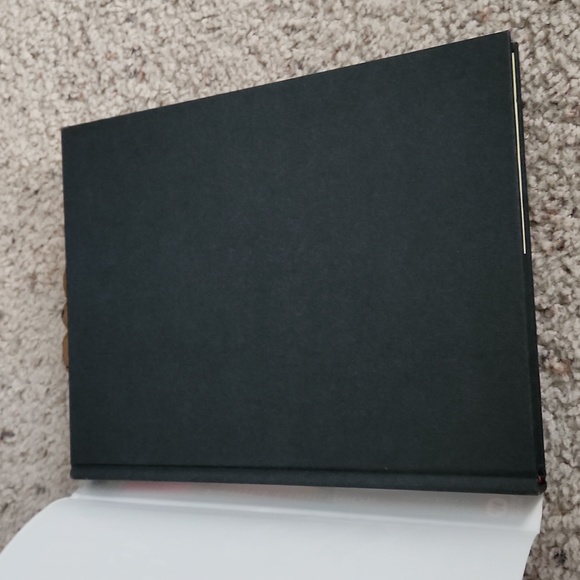 The Sopranos Family Cookbook as Compiled by Artie Bucco 2002 Allen Rucker - Picture 4 of 7